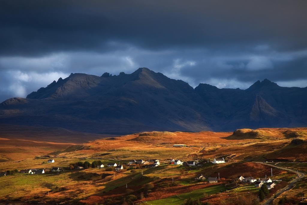 Home Farm Apartments Portree Exterior foto